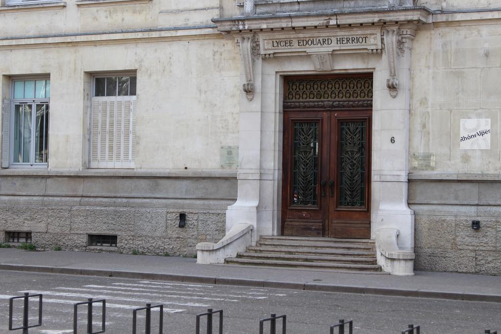 Le 6ème côté Foch Lião Exterior foto